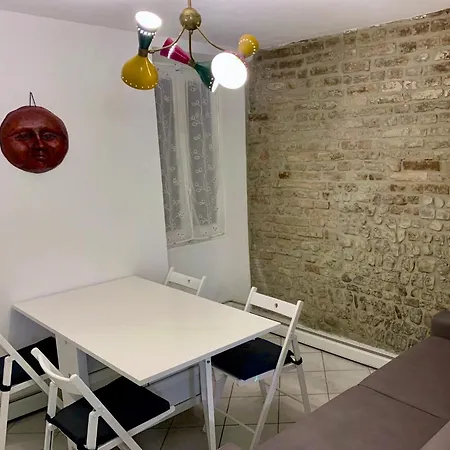 Storico Ombelico Di 公寓