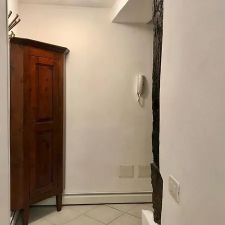 Storico Ombelico Di Parma